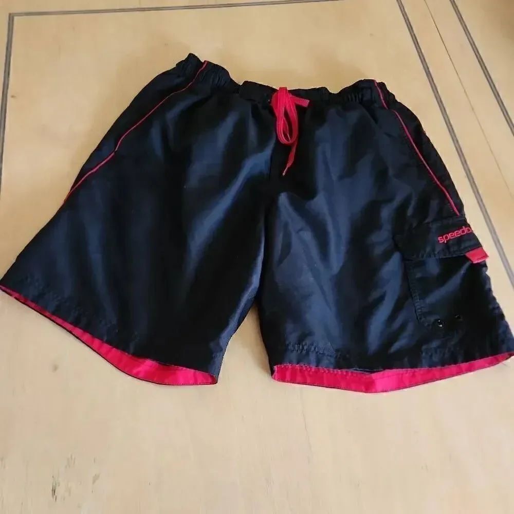 Speedo black and red swimtrunks men's size M